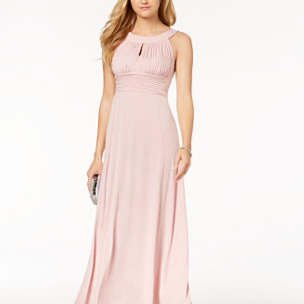 . Sweet storm blush evening gown with sparkly design fabric. Perfect for p…